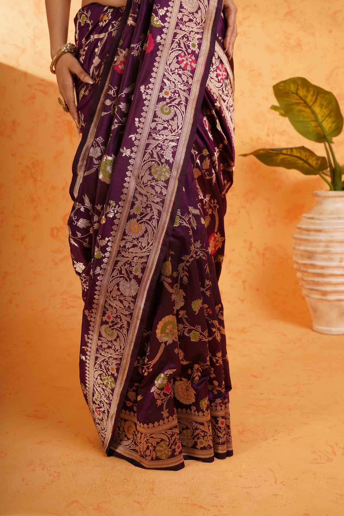 Pure Katan Silk Purple Jungla Meenakari Banarasi Saree – Handwoven Zari Floral Silk with Rich Brocade Pallu
