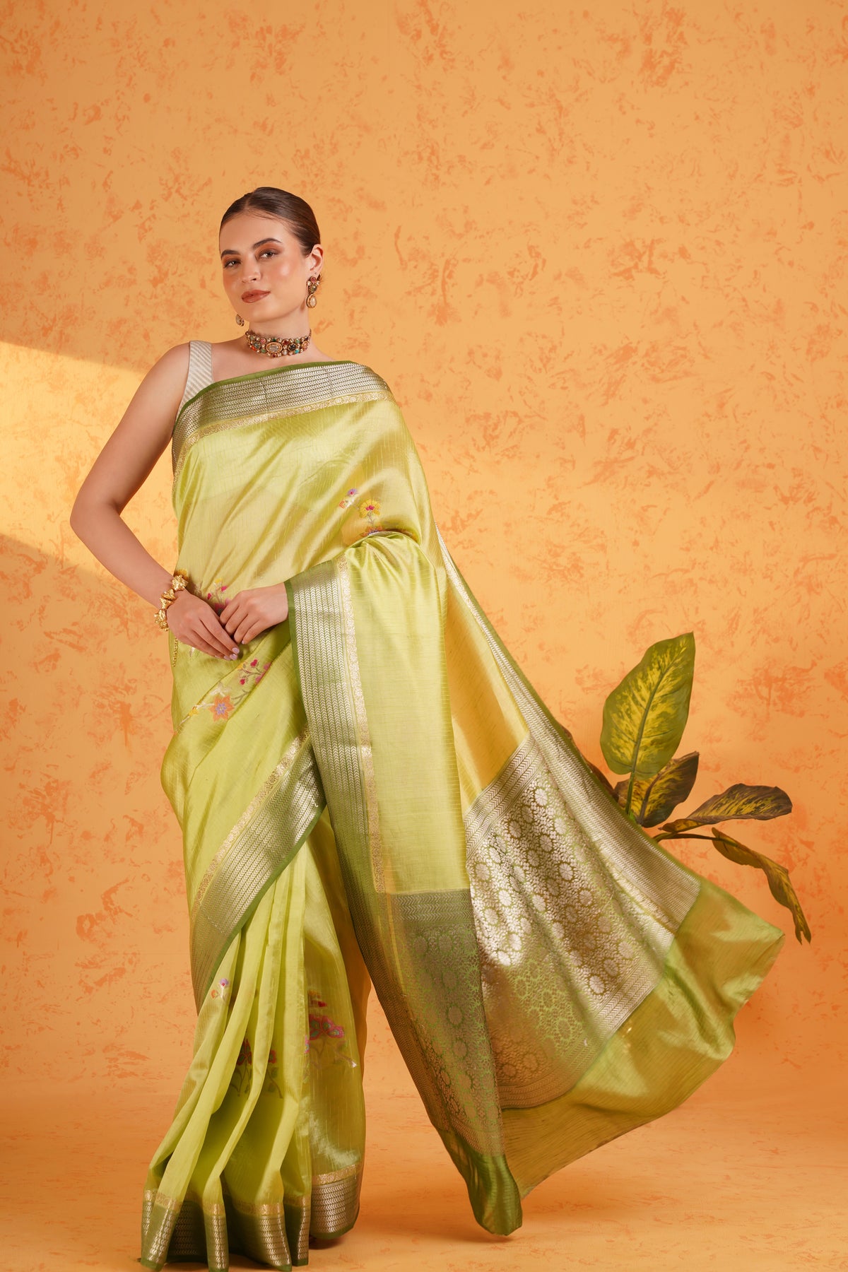 Pure Green Mango Silk Green Zari Saree – Handwoven Banarasi Cutwork Silk with Meenakari Booti & Zari Border