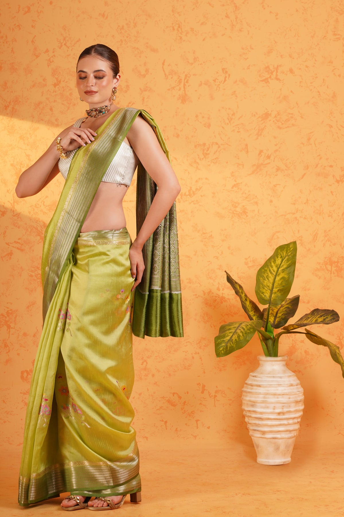 Pure Green Mango Silk Green Zari Saree – Handwoven Banarasi Cutwork Silk with Meenakari Booti & Zari Border