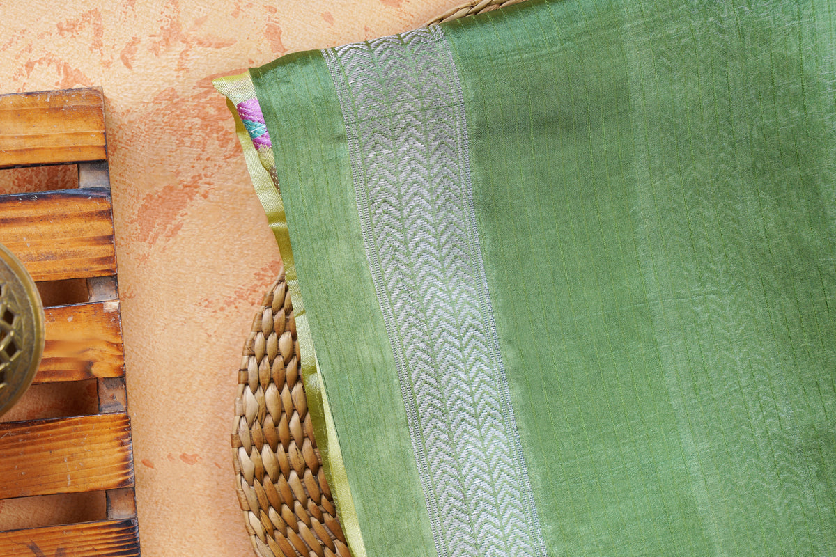 Pure Green Mango Silk Green Zari Saree – Handwoven Banarasi Cutwork Silk with Meenakari Booti & Zari Border
