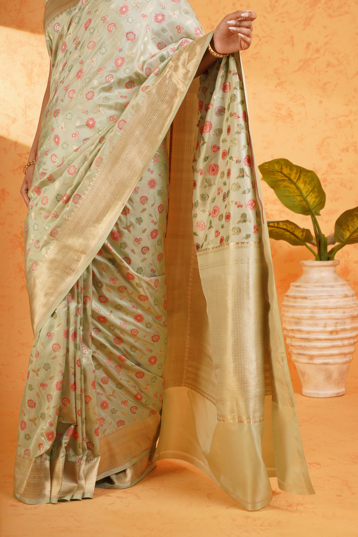 Pure Katan Silk Pista Green Meenakari Banarasi Saree – Handwoven Zari Jaal Silk with Rich Brocade Pallu