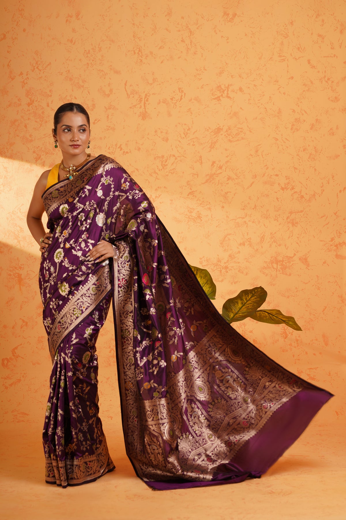 Pure Katan Silk Purple Jungla Meenakari Banarasi Saree – Handwoven Zari Floral Silk with Rich Brocade Pallu